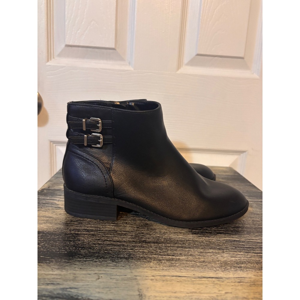 Kelly & Katie Black Faux Leather Buckle Ankle Booties Boots | Wms Size 8.5